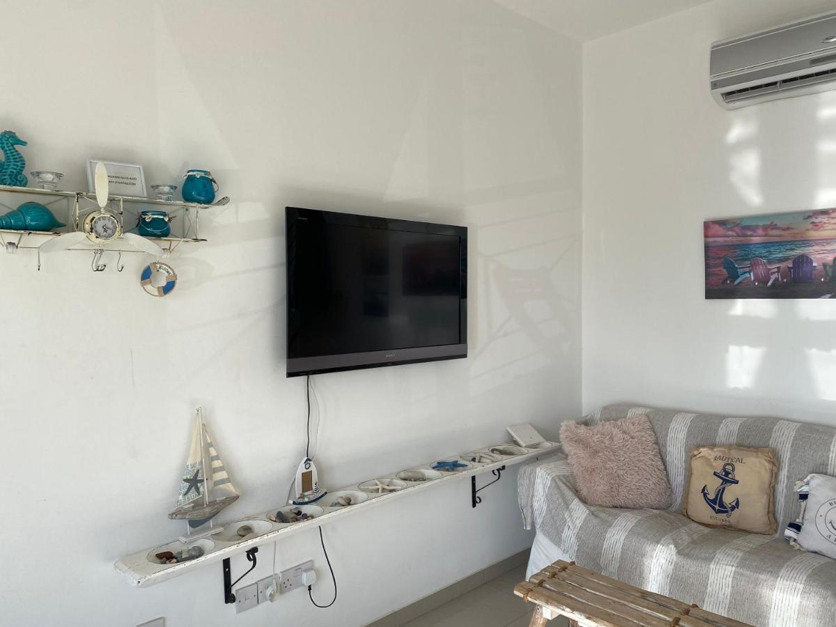 Two Bedroom Duplex :Mountain And Sea View Lárnaka Eksteriør bilde